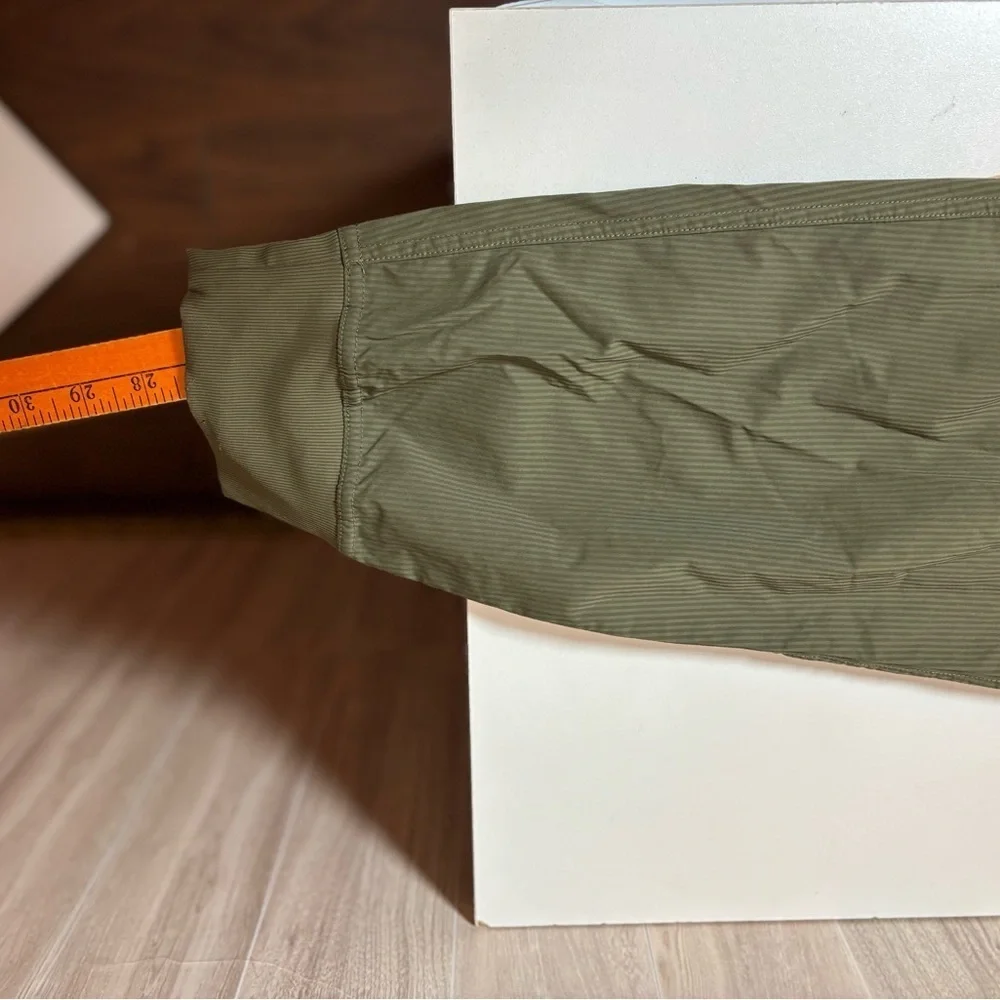 Zyia Activewear Joggers Women’s Pants in Olive Green